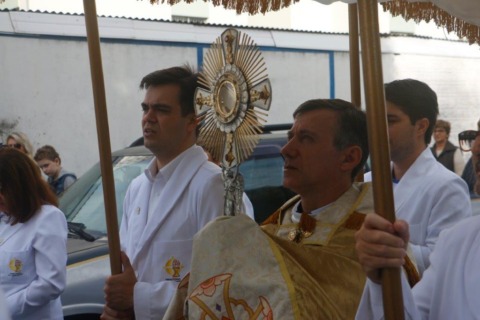 Paróquia celebra solenidade de Corpus Christi