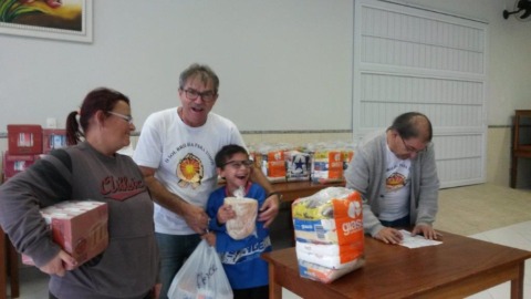 Ação Social distribui cestas básicas para famílias cadastradas