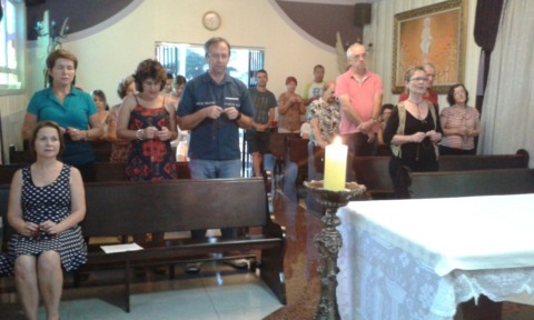Oração das Mil Ave-Marias acontece em Campinas