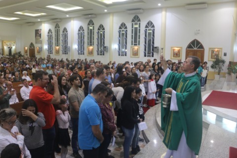 Paróquia Santo Antônio celebra a Festa da acolhida e início da catequese