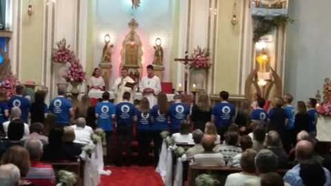 Paróquia celebra Missa de envio dos Agentes de Preparação para o Matrimônio