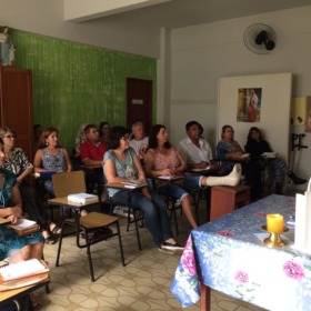 Servos de Maria participam de formação com Pe. Alcides