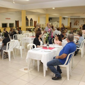 RCC do Kobrasol realiza Jantar Beneficente