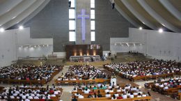 Ministros da Comunhão se reúnem em retiro arquidiocesano