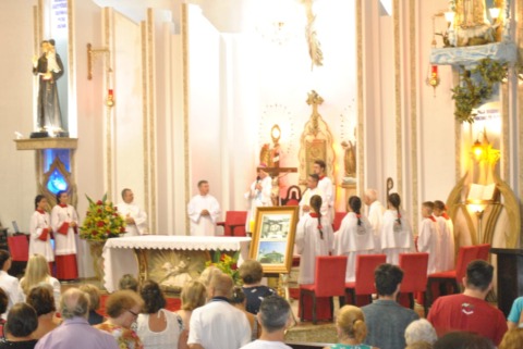 Paróquia celebra 49 anos de história e inicia preparação para o Ano Jubilar