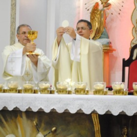 Quarta Missa rumo ao Jubileu de 50 anos é celebrada por Pe. Eduardo de Senna